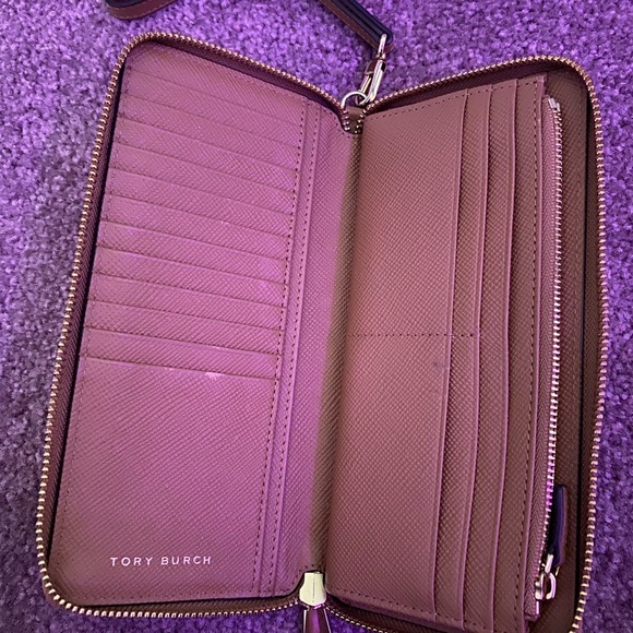 Tory Burch - Robinson Zip Continental Wallet BROWN - Picture 6 of 9